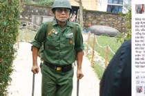 Cảm động người thương binh chống nạng về viếng Đại tướng