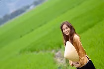 Nữ sinh Nha Trang hóa thân thành thôn nữ xinh đẹp