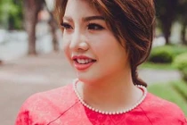 Phượng “Thị Nở” cười không ngớt sau khi chi tiền khủng làm răng