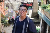 Nam thần trường Luật khiến phái nữ “say như điếu đổ“