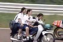 Babetta "đọ" với Dream II