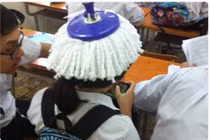 Cười sặc với muôn kiểu tránh mưa rét của giới trẻ Việt