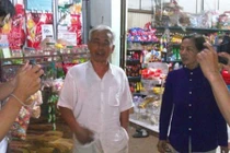 Dân thức trắng đêm theo dõi thông tin thảm sát ở Bình Phước