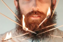 Ai bảo râu chỉ để "sờ"