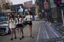 “Con đường thác loạn” của thanh niên TQ gây sốc