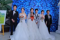Xôn xao ba chị em 9X làm đám cưới chung ở Vũng Tàu 
