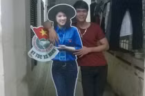 Giới trẻ Việt khó đỡ: Sánh vai cùng “nữ tình nguyện viên“