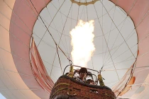 Khinh khí cầu cuốn hút bạn trẻ Hải Dương