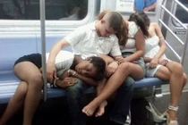 Khi ta "ngã" đâu là giường