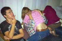 Nỗi ức chế của dân "ế" (4)