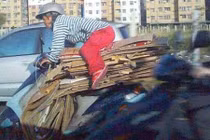 Những "dị nhân" lái xe trên đường phố 