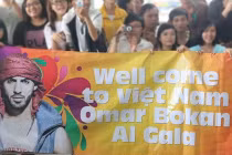 Lỗi khó đỡ trên băng rôn ở Việt Nam