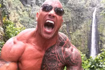 Ảnh tự sướng cực phê của sao Hollywood khi đi du lịch