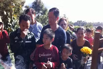 Hàng ngàn người viếng mộ Đại tướng đầu năm