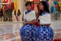 Hành động siêu khó đỡ của giới trẻ Trung Quốc (4)