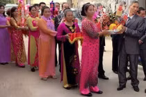 Dàn bê tráp “già nhất Vịnh Bắc Bộ” gây sốt đầu năm