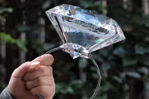 Ảnh cười Facebook: Quà Valentine “khủng“