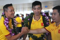 Futsal Việt Nam về nước sau kỳ tích, được thưởng 1,5 tỷ đồng
