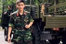 Chân dung hot boy mặc quân phục “đốn tim” bao cô gái