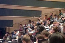 Sự khác biệt hài hước (2)