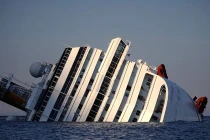 Cận cảnh trục vớt tàu “Titanic Italy”