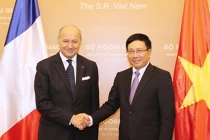 Pháp ủng hộ dàn xếp hòa bình ở Biển Đông 