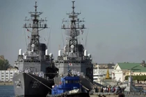 “Ngoại giao chiến hạm” Nga-Nhật