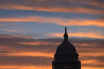 Nước Mỹ lại bắt cả thế giới làm “con tin“