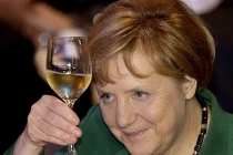 Chiến thắng lịch sử của Angela Merkel