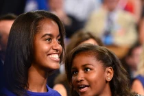 “Mỹ tấn công Syria: Con gái ông Obama sẽ bị bắt cóc“