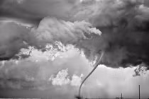 Những bức ảnh để đời của “kẻ săn bão” Dobrowner