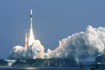 Nhật sắp trở thành cường quốc quân sự hùng mạnh? 