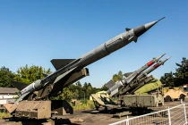 Triều Tiên kiếm tiền bằng… “tân trang vũ khí”?