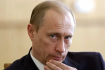 Vì sao Putin chọc ngoáy hậu phương Mỹ?