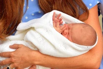 Hoàng tử bé nước Anh mang tên George 