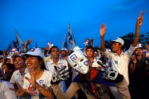 Campuchia khó cai trị hơn sau bầu cử