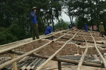 Nổ thảm khốc ở Z121: Dựng lại nhà trên đống đổ nát