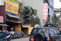 “Chộp” hàng loạt xe biển xanh - đỏ đi nhậu, karaoke