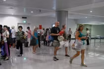 Ngăn chặn dịch Ebola tại sân bay Nội Bài