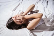 7 bí quyết giúp cải thiện tình trạng mất ngủ cho người trẻ