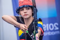 10X vô địch giải bắn cung thế giới được khen ngợi ngoại hình