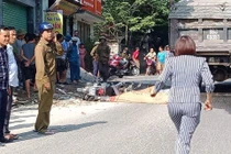 Xe máy va chạm với ô tô tải, 2 vợ chồng tử vong tại chỗ