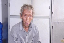 Lào Cai: Bố dượng dùng gậy đánh chết con riêng của vợ 