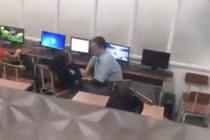 Thầy giáo Nhà Thiếu nhi TP HCM sàm sỡ nữ sinh kêu oan, cô gái phản pháo thế nào?