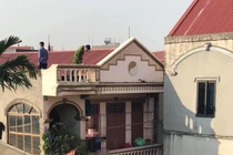 Ninh Hiệp: Phát hiện người phụ nữ chết trong tư thế treo cổ ở lan can