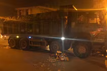 Hai vợ chồng bị xe tải "hổ vồ" cán tử vong thương tâm trong đêm