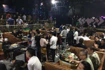 Bar nổi tiếng Playhouse TP HCM “chứa” dân chơi bay lắc sa đọa thế nào? 