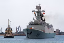 Tốc độ đóng tàu chiến của Trung Quốc vô địch thế giới