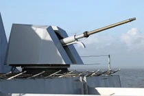 Việt Nam nên thay pháo hạm AK-176 Nga bằng OTO Melara?