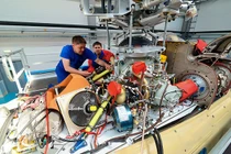 Ukriane không thể cản được trực thăng Mi-38 Nga tung cánh